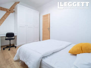 ahr0chm6ly9jzg4uagvzdglhlmltbw8vaw1hz2uvvevom