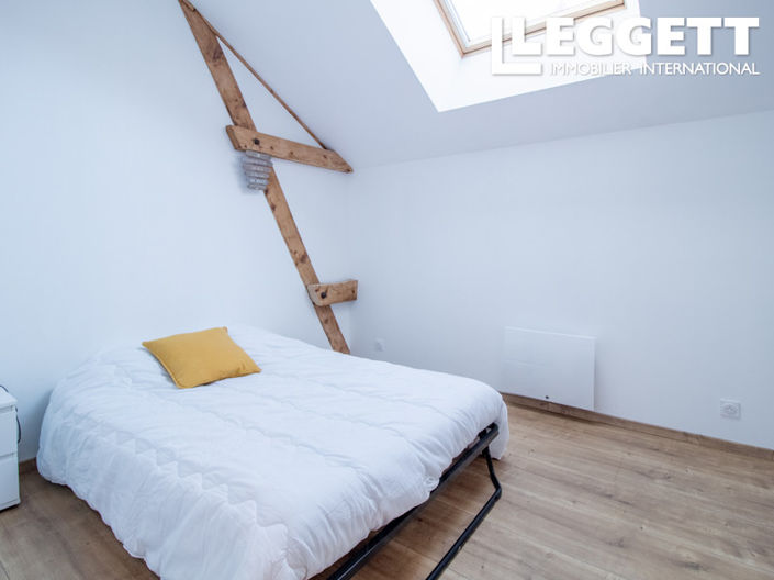 Image No.9-4 Bed House for sale