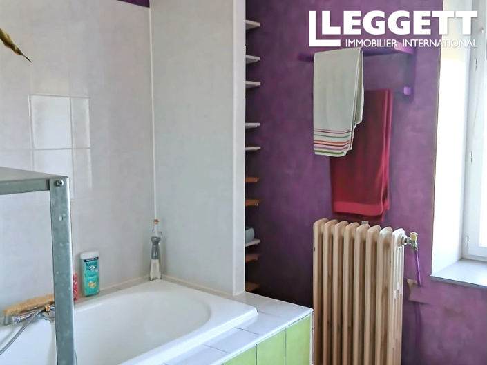 Image No.6-3 Bed House for sale