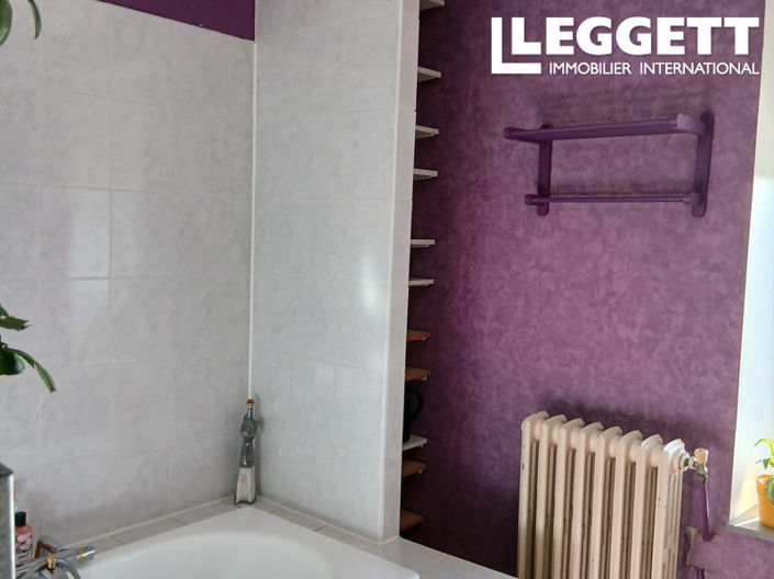 Image No.8-3 Bed House for sale