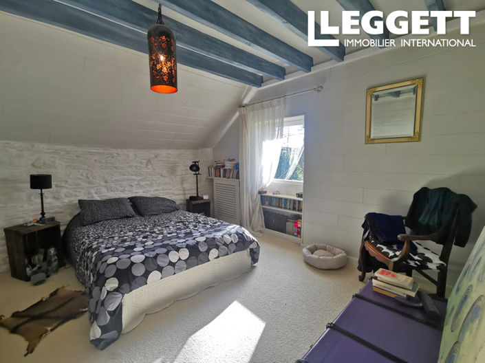 Image No.8-4 Bed House for sale