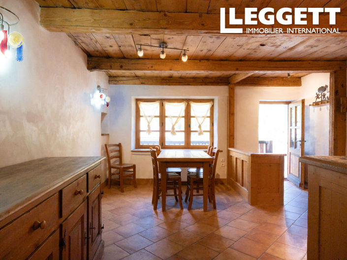 Image No.8-3 Bed Apartment for sale