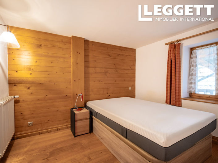 Image No.3-1 Bed House for sale