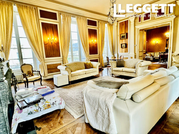 Image No.2-Maison de 6 chambres à vendre à Mayenne