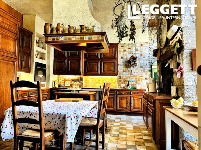 Image No.5-Maison de 6 chambres à vendre à Mayenne