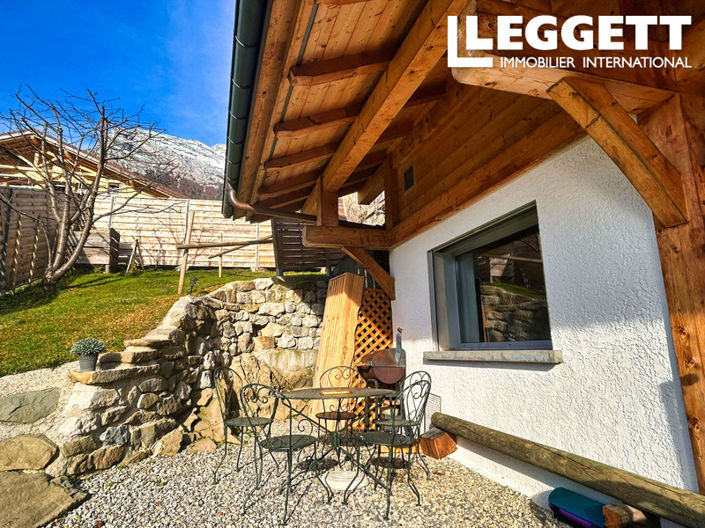 Image No.10-3 Bed House for sale