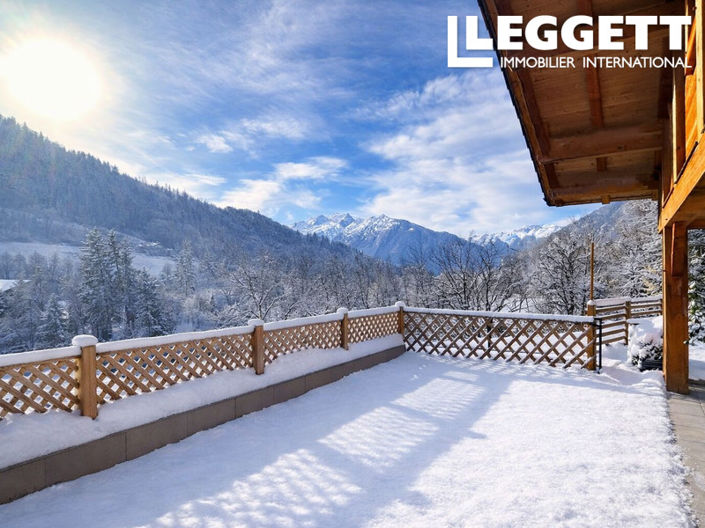 Image No.10-3 Bed House for sale