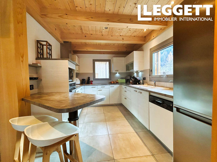 Image No.4-3 Bed House for sale