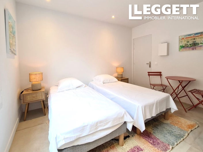 Image No.5-3 Bed House for sale