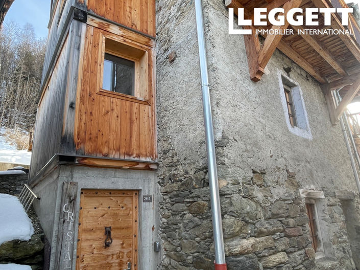 Image No.10-3 Bed House for sale