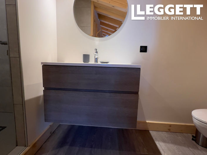 Image No.5-3 Bed House for sale