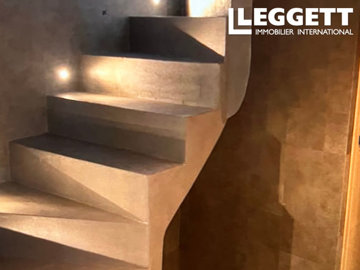 ahr0chm6ly9jzg4uagvzdglhlmltbw8vaw1hz2uvvevom