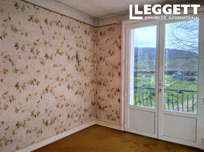 Image No.10-4 Bed House for sale