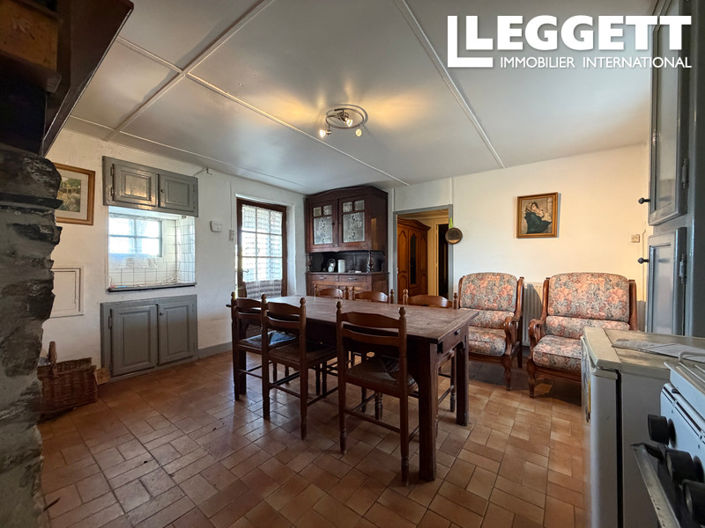 Image No.5-2 Bed House for sale