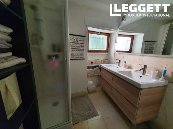 Image No.6-3 Bed House for sale