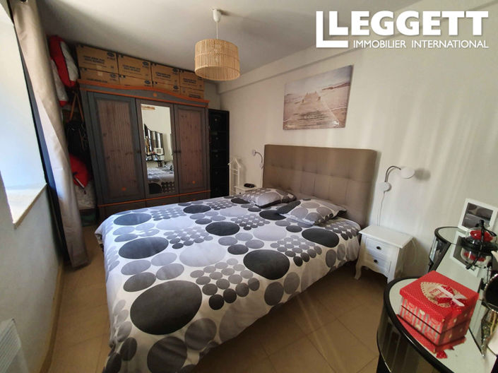 Image No.7-3 Bed House for sale