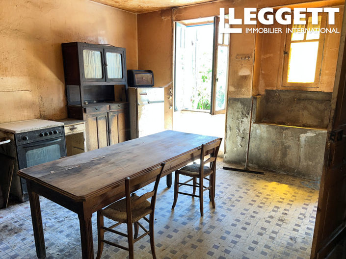 Image No.8-2 Bed House for sale