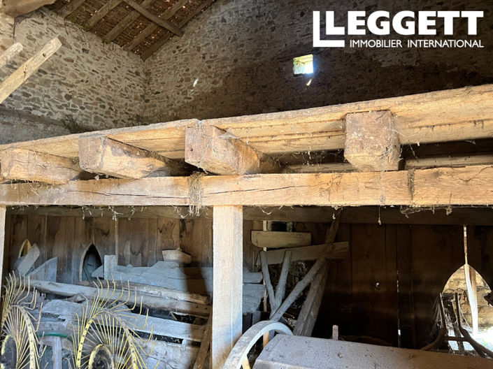 Image No.5-Bar for sale