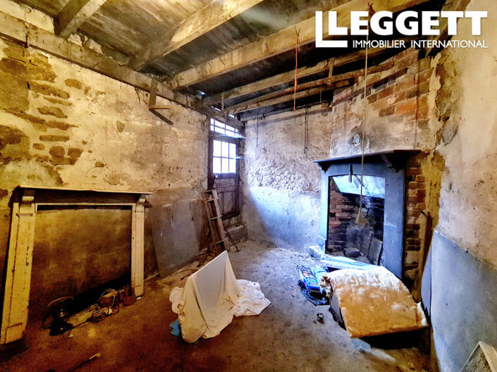 Image No.10-1 Bed House for sale