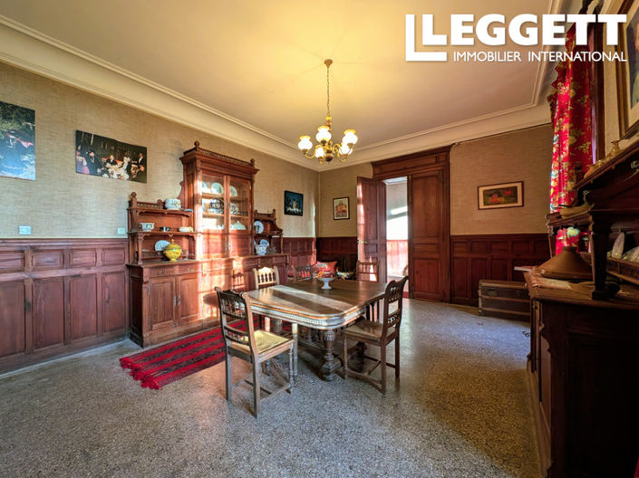 Image No.10-15 Bed Chateaux for sale