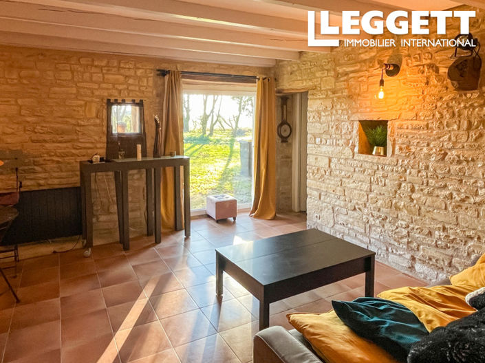 Image No.4-6 Bed House for sale