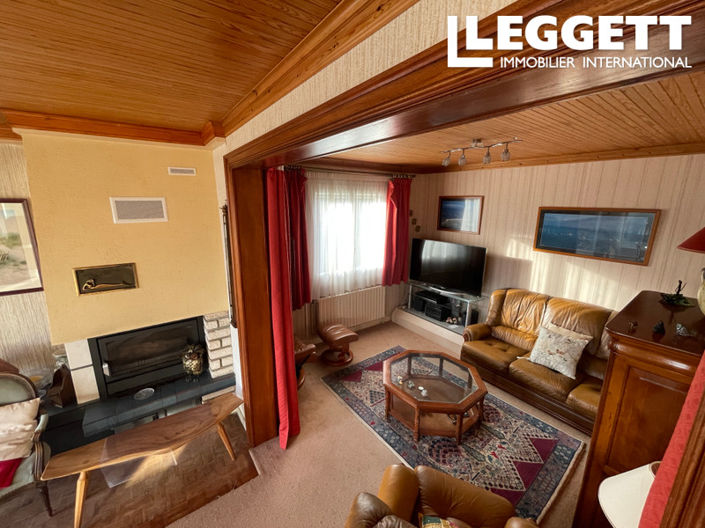 Image No.6-4 Bed House for sale