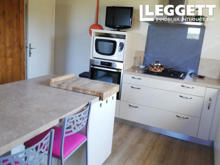 Image No.3-4 Bed House for sale