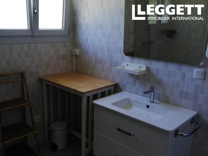 Image No.8-4 Bed House for sale