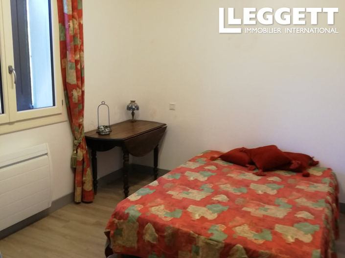 Image No.9-4 Bed House for sale