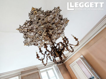 ahr0chm6ly9jzg4uagvzdglhlmltbw8vaw1hz2uvvevom