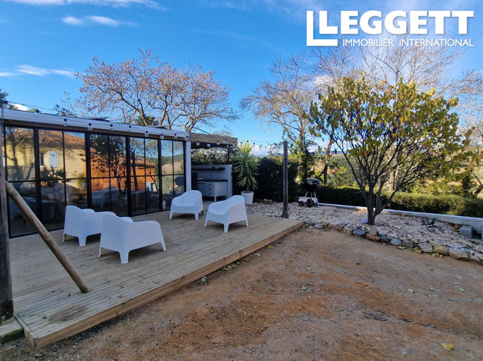 Image No.8-9 Bed House for sale