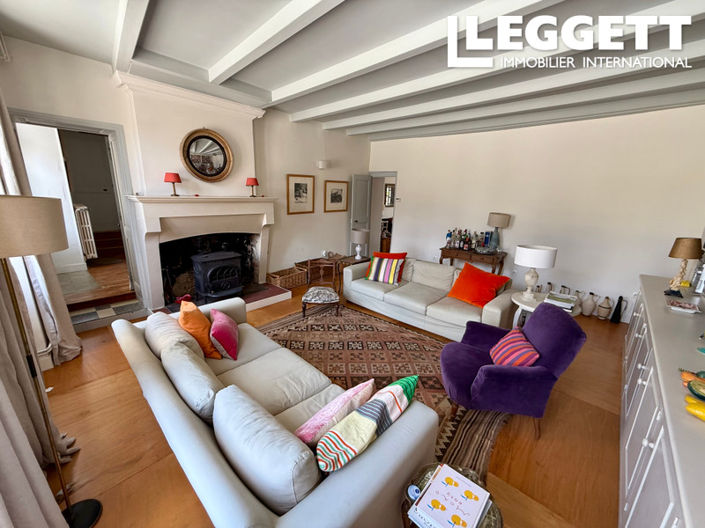 Image No.7-6 Bed House for sale