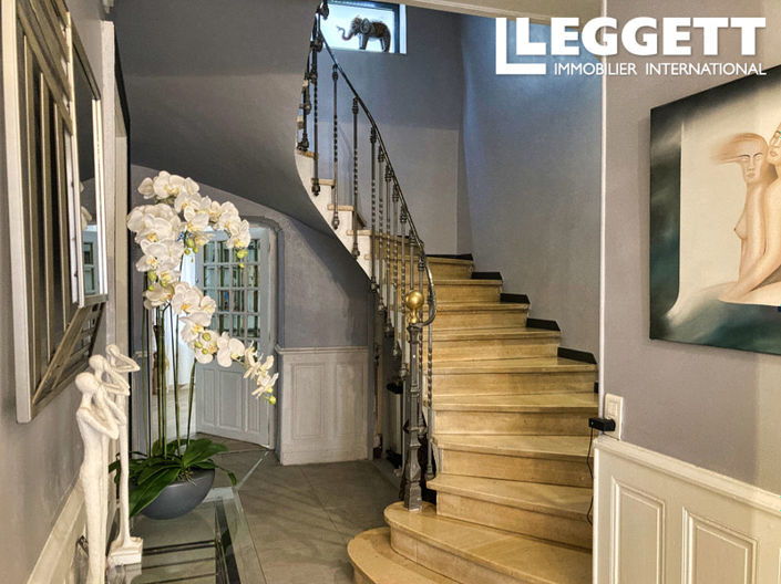 Image No.3-6 Bed Commercial for sale