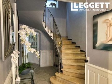 ahr0chm6ly9jzg4uagvzdglhlmltbw8vaw1hz2uvvevom