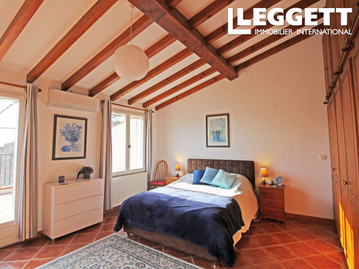 Image No.7-4 Bed House for sale