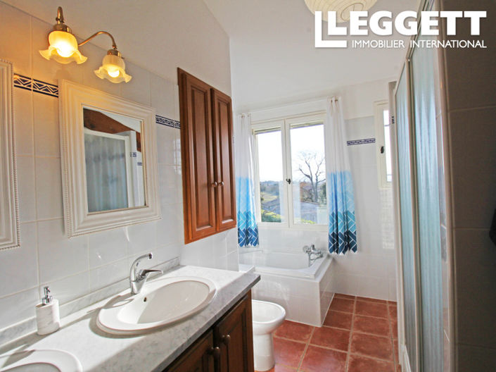 Image No.9-4 Bed House for sale