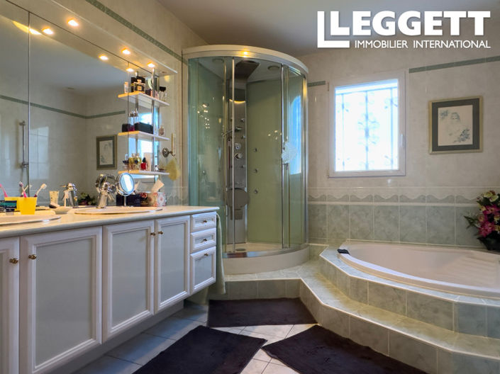 Image No.9-Maison de 5 chambres à vendre à Hautefage-la-Tour