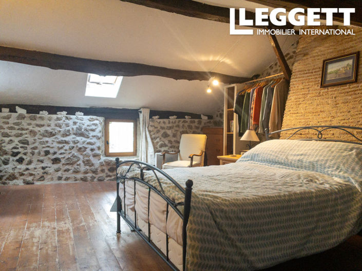 Image No.2-Maison de 2 chambres à vendre à Pressignac