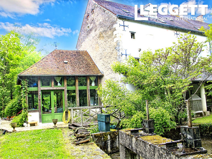 Image No.5-12 Bed Chateaux for sale