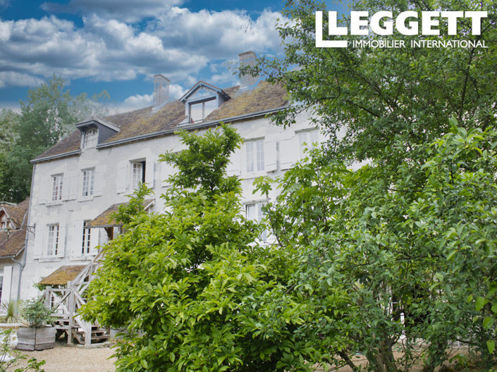 Image No.9-12 Bed Chateaux for sale