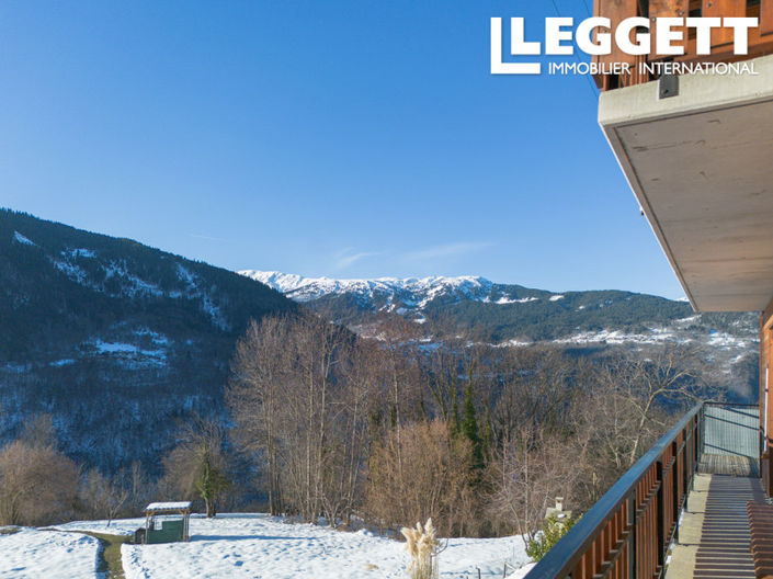 Image No.2-5 Bed House for sale