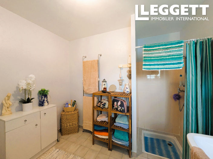 Image No.7-3 Bed House for sale