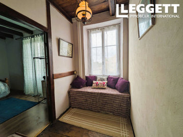 ahr0chm6ly9jzg4uagvzdglhlmltbw8vaw1hz2uvvevom