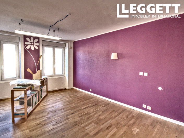 Image No.10-4 Bed House for sale