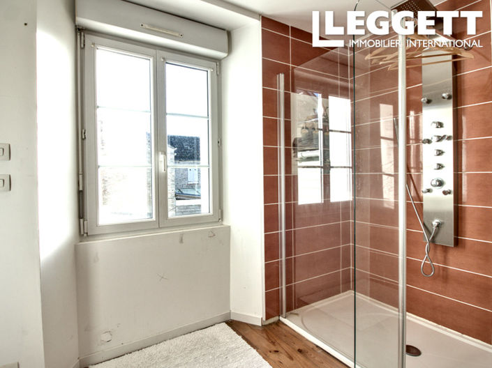 Image No.9-4 Bed House for sale