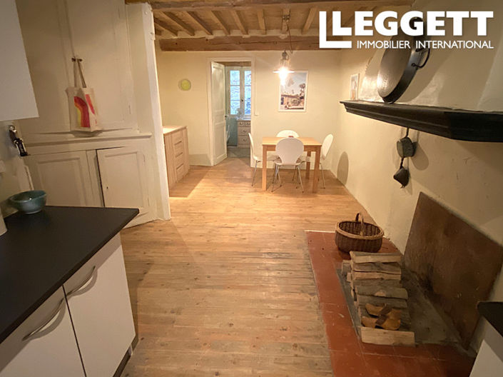 Image No.5-2 Bed House for sale