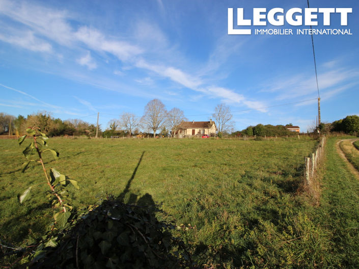 Image No.7-3 Bed Land for sale