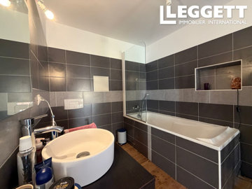 ahr0chm6ly9jzg4uagvzdglhlmltbw8vaw1hz2uvvevom