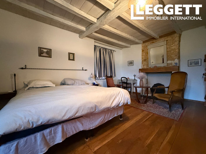 Image No.6-5 Bed House for sale