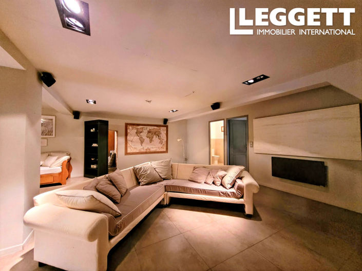 Image No.7-4 Bed House for sale